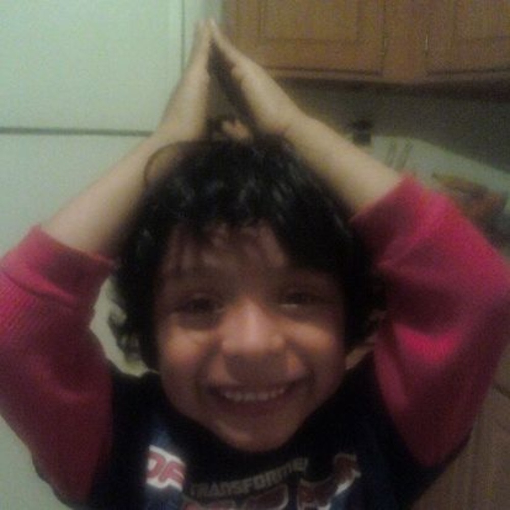 Meet your Posher, Carlos